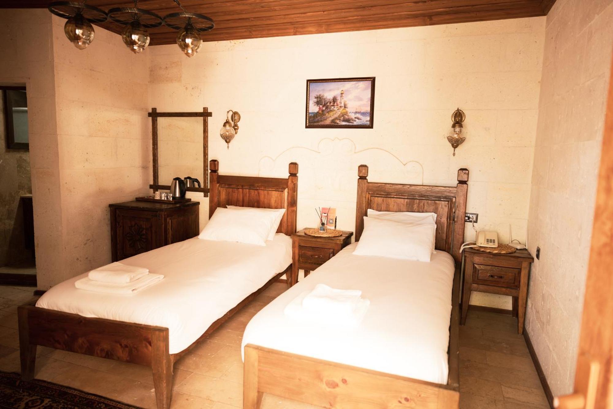 Goereme Stone Age Apartment Room photo